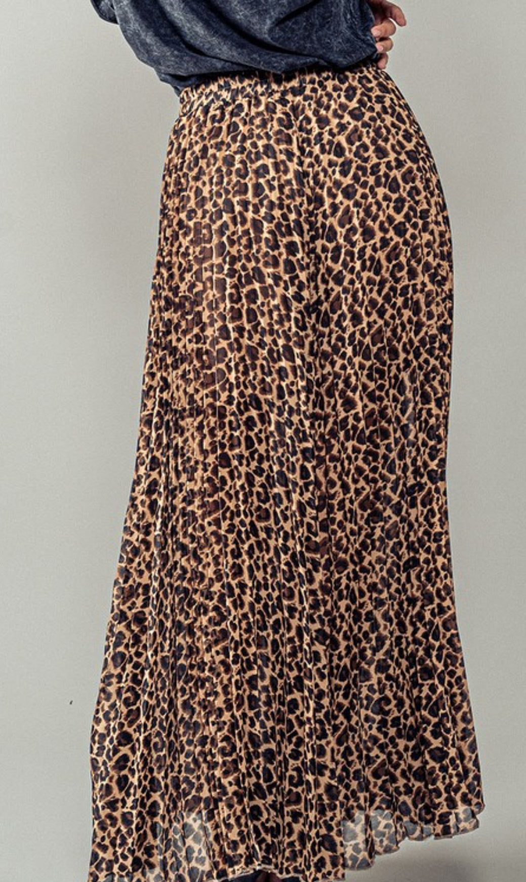 Leopard Pleated Maxi Skirt