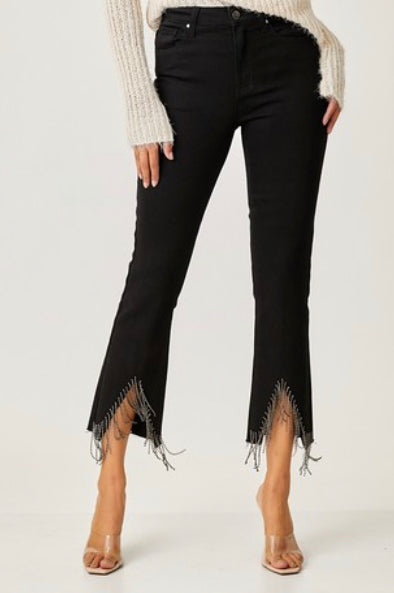 Risen Fringe Hem Straight Jeans