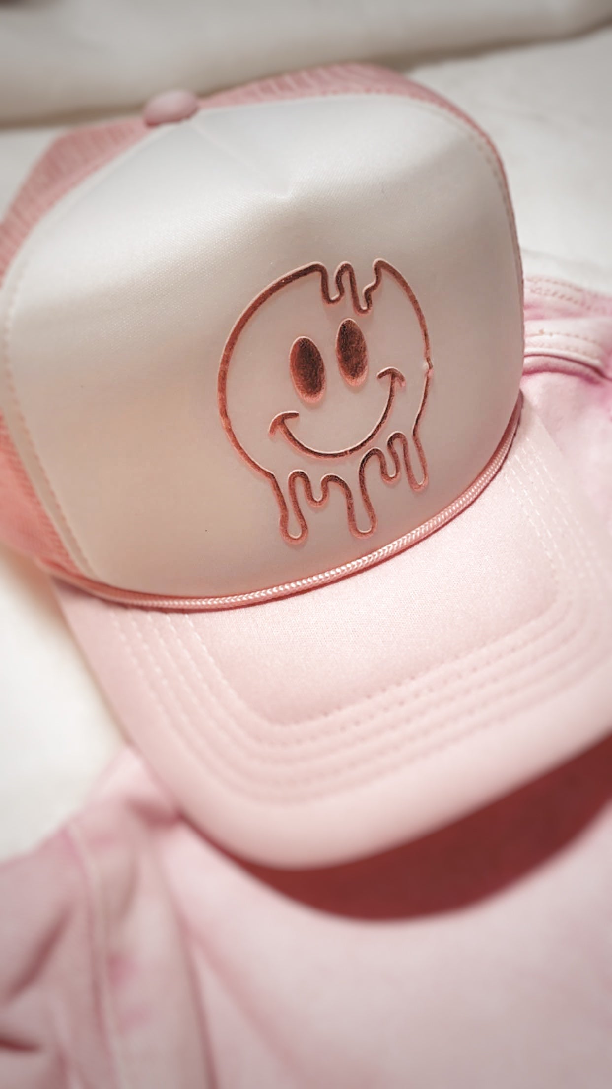 Melting Smiley Trucker Cap