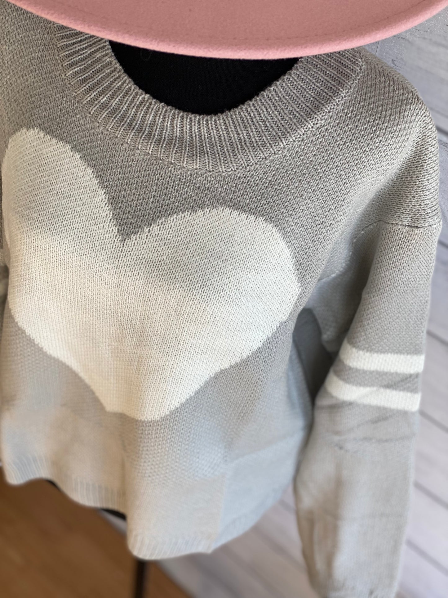 Long Sleeve Heart Sweater-Grey