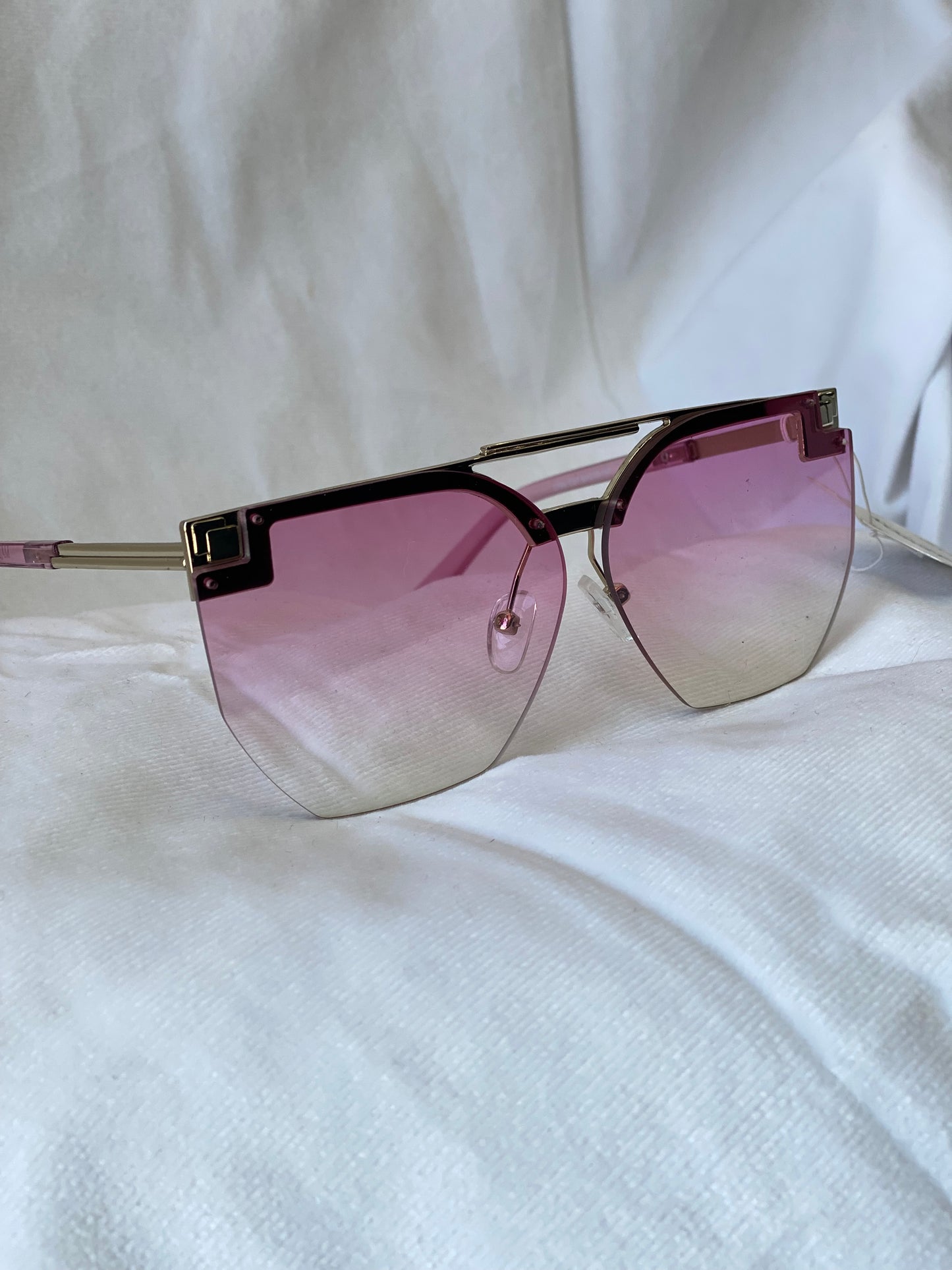 Bright Gradient Aviator Sunglasses